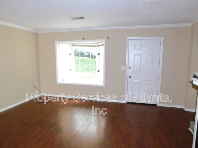 Building Photo - 192 High Creek Dr
