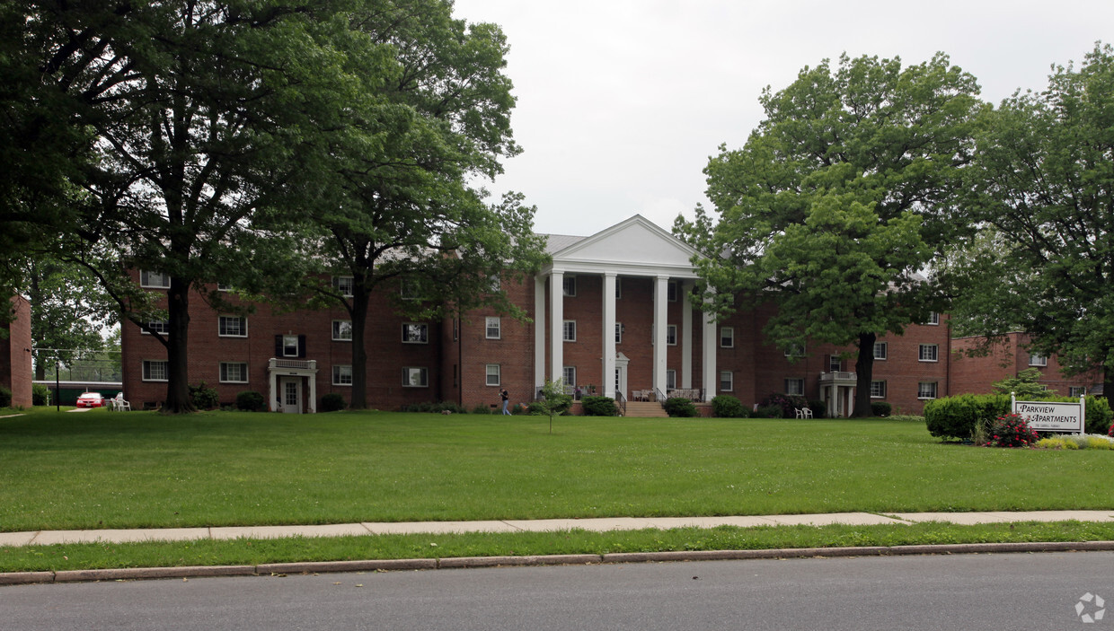 Foto principal - Parkview Apartments