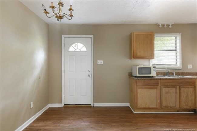 Building Photo - 1430 Tangora Ln