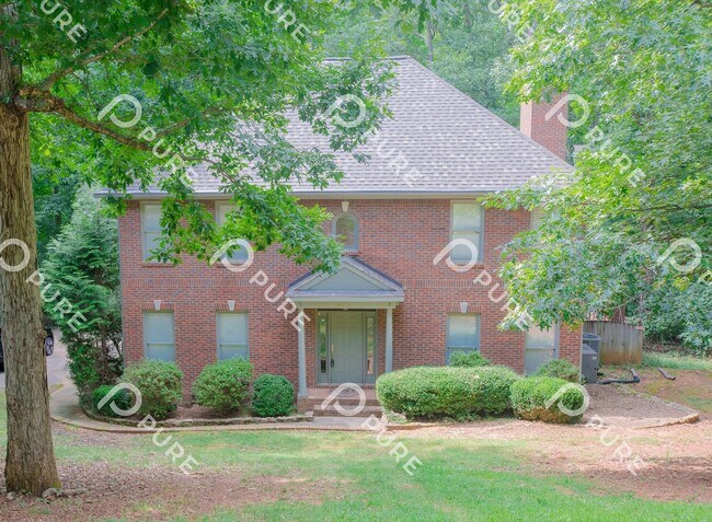 Foto del edificio - 2411 Oakwood Ave NE