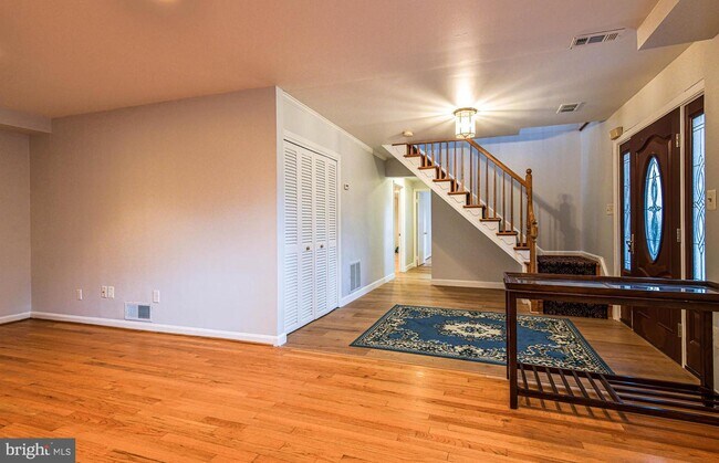 Building Photo - 9713 Corkran Ln
