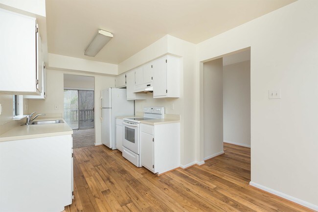 Foto del edificio - 8852 Green Needle Dr
