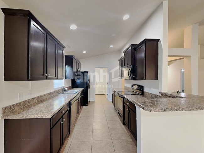 Foto del edificio - 10710 Standing Stone Dr