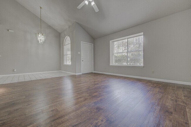 Foto del edificio - 2509 Riddle Rd