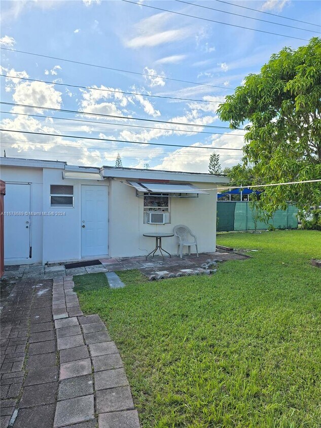 Foto principal - 2790 SW 34th Ct