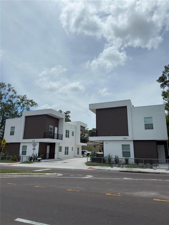 Foto del edificio - 13612 N 22nd St