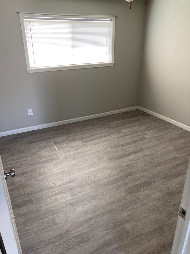 Building Photo - 1022 Witter St