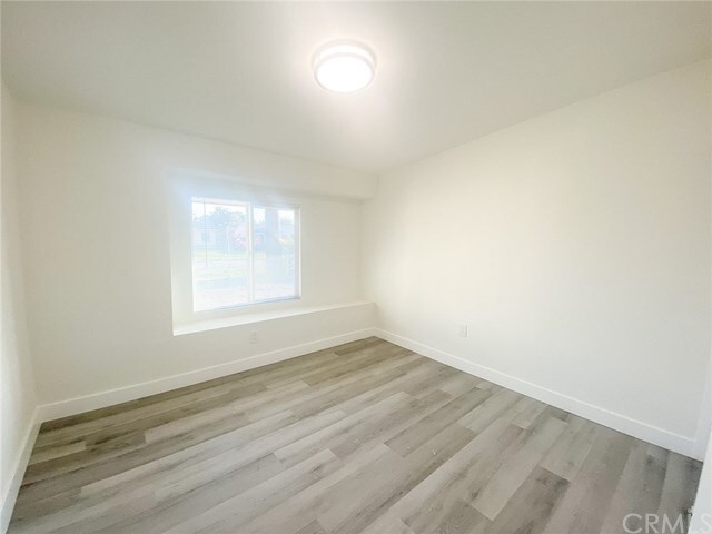 Foto del edificio - 9781 Oasis Ave