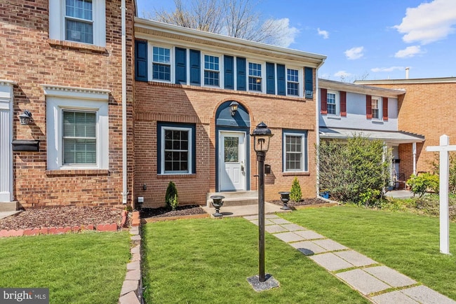 Entrada exterior 2 - 1420 Deerfield Ln