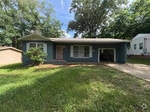 Building Photo - 740 Hickory Ridge Dr