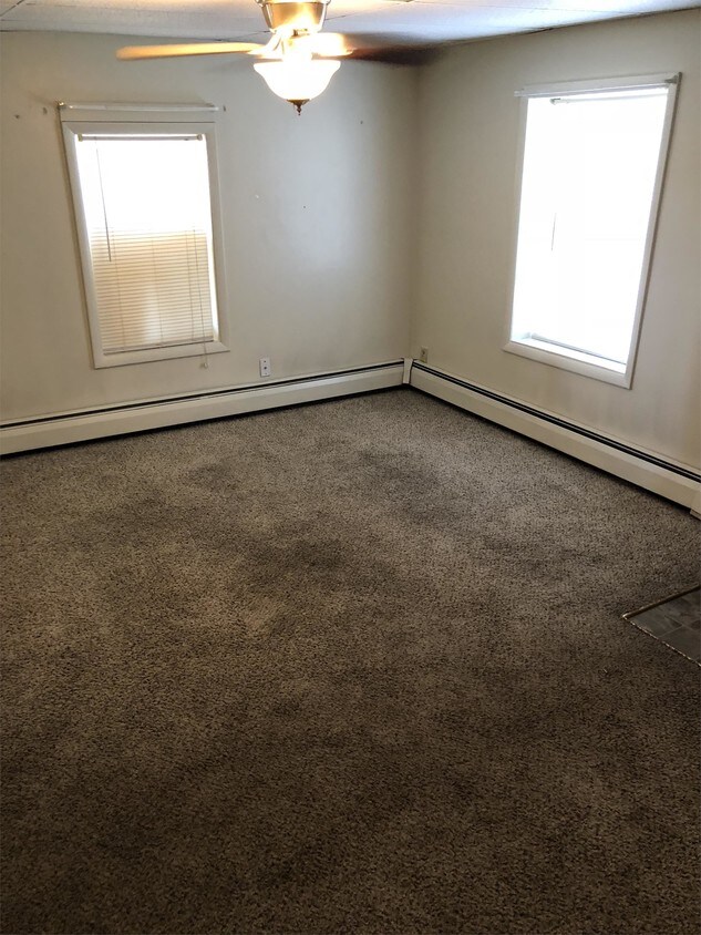 Foto principal - 4880 E Prospect Rd