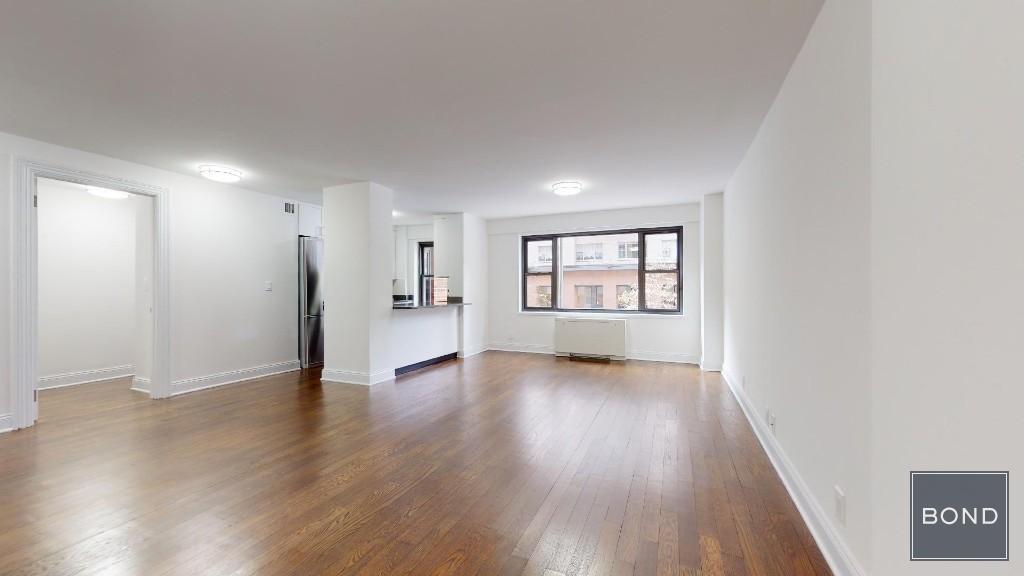 Primary Photo - 405 E 56th St