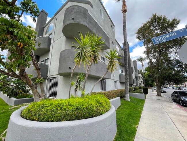 Foto del edificio - 20954 Vanowen St