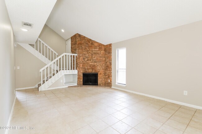 Foto del edificio - 3938 Pine Breeze Rd S