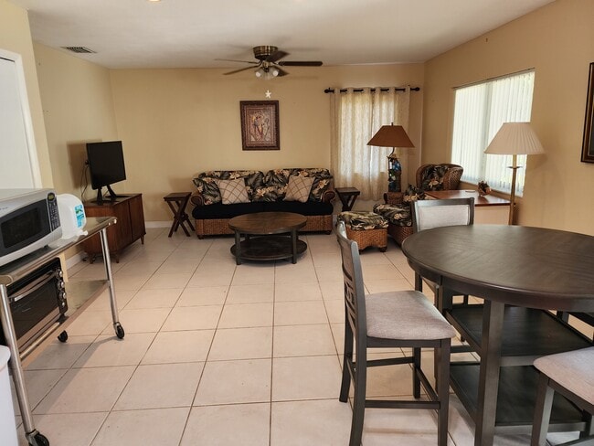 LR/ Dining Room Combo - 2286 Hibiscus St