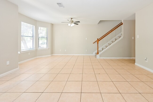 Building Photo - 2923 La Estancia Ln