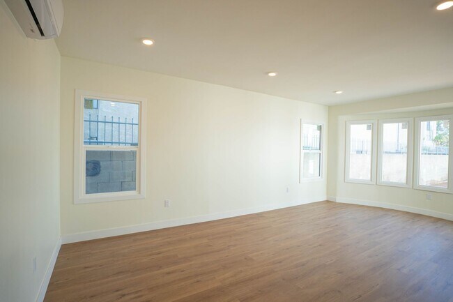 Foto del edificio - 1038 Westmoreland Ave