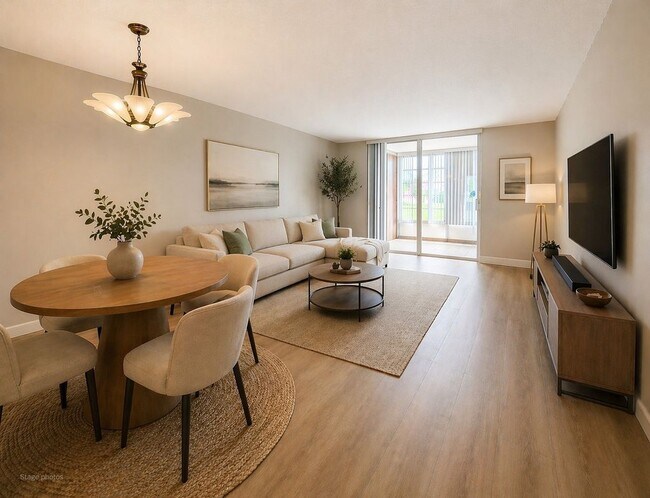 Foto del edificio - 370 NW 76th Ave