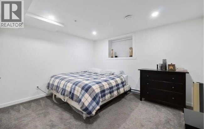 Building Photo - 24878-24108 108 Ave