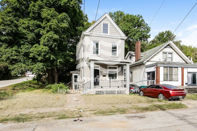 Building Photo - 4001 Herron Ave