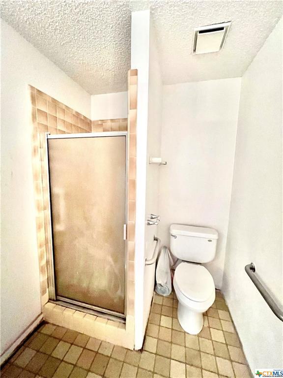 Building Photo - 1018 Center St