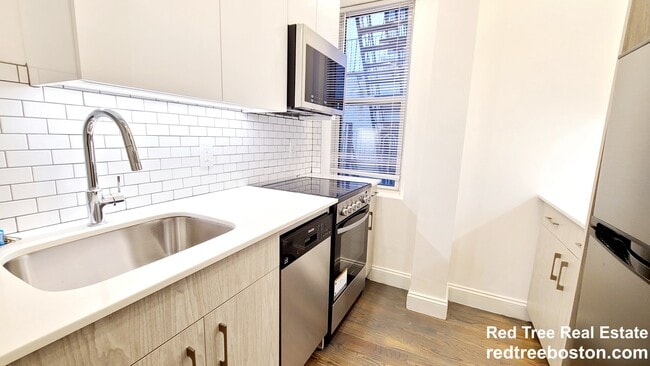 Photo - 111 Park Dr Apartment