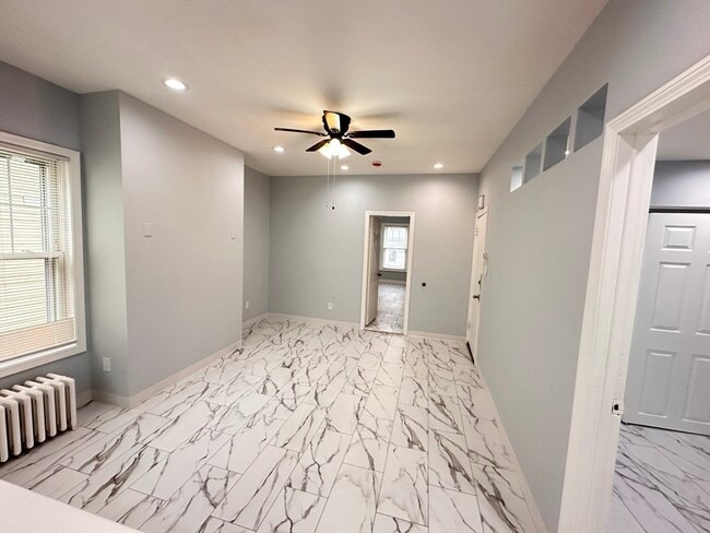 Foto del edificio - 218 Princeton St