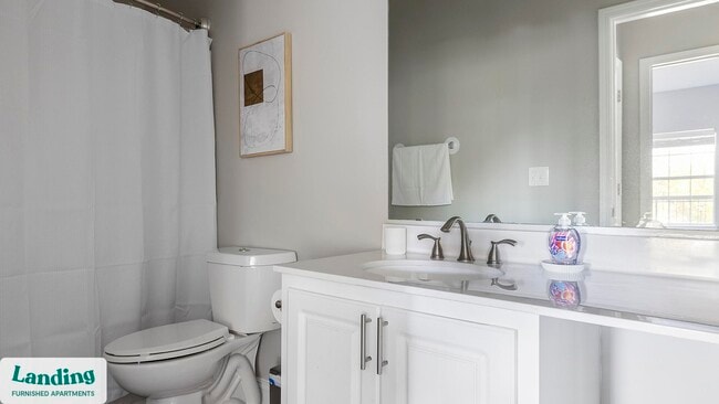 Building Photo - 100 Crossing Blvd