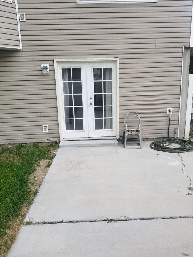 0S0B1029 - 39 N Archmore St