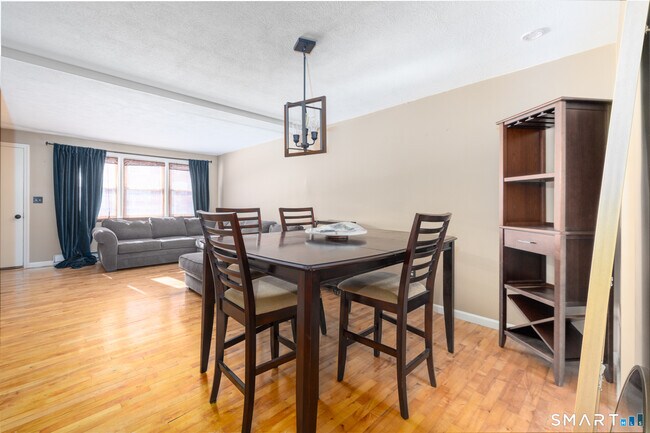 Building Photo - 53 Hiltbrand Rd