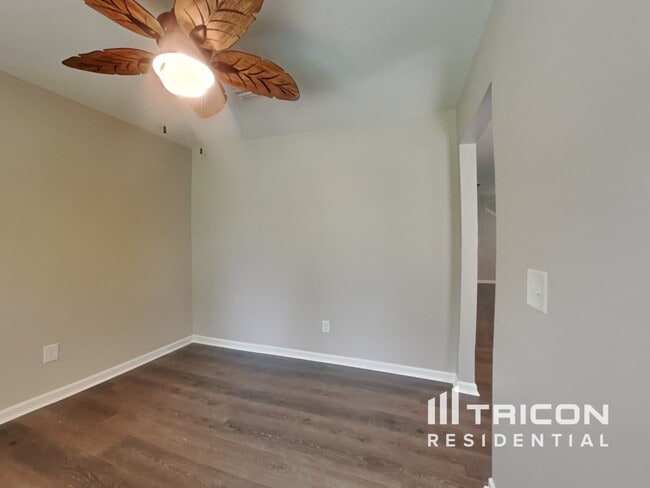 Building Photo - 1037 Bitting Hall Cir