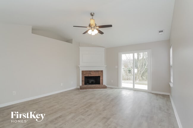 Foto del edificio - 7514 Lullwater Cove