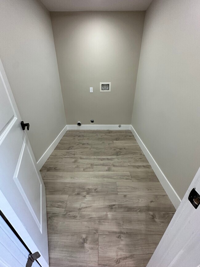 Foto del edificio - 4231 Davis St