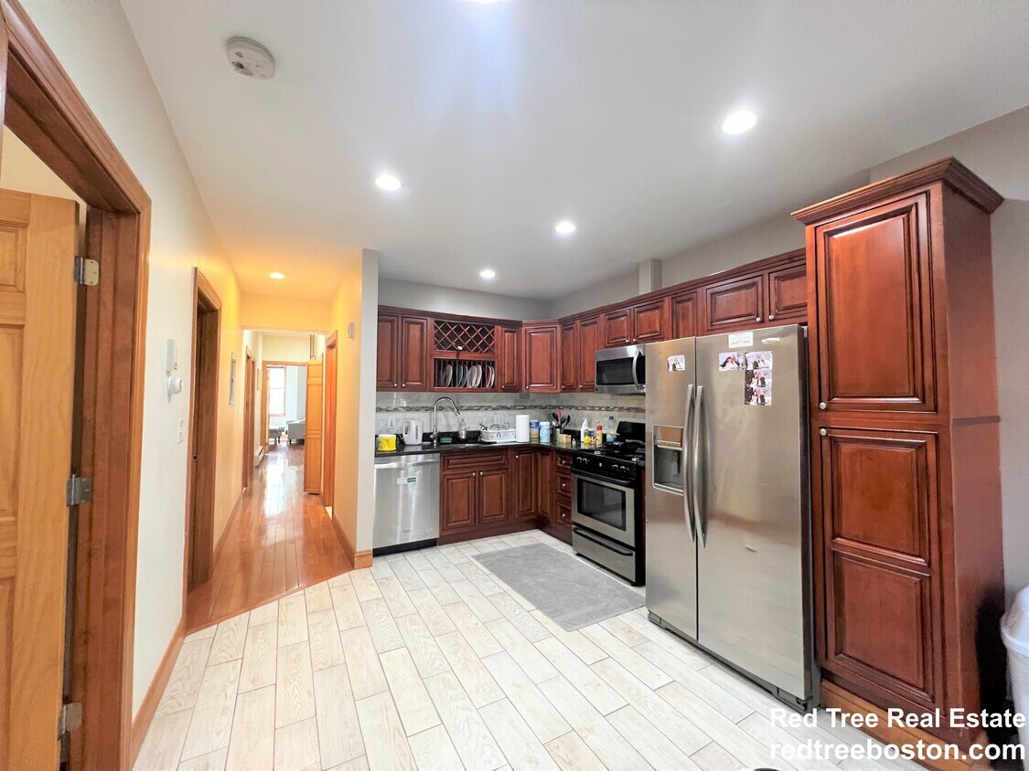 Foto principal - 655 Washington St