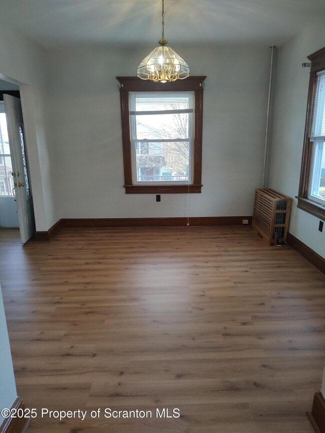 Building Photo - 1023 Carmalt St