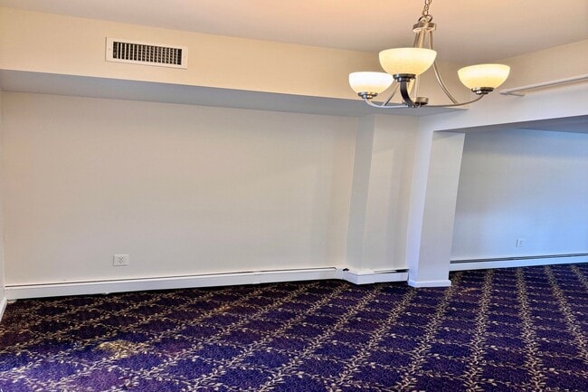 Building Photo - 11 N Dean St