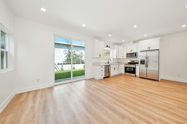Foto del edificio - 6009 W 85th Pl