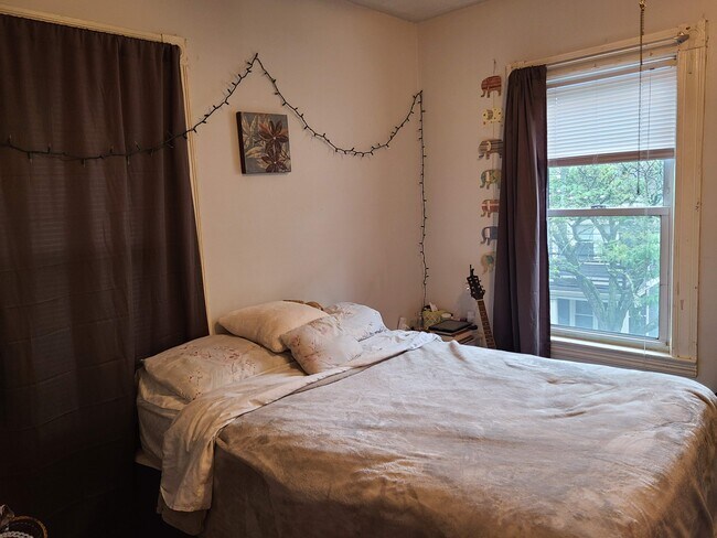 Dormitorio - 42 Belknap St
