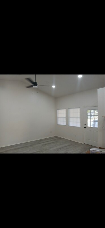 Foto del edificio - 63173 E 291 Rd