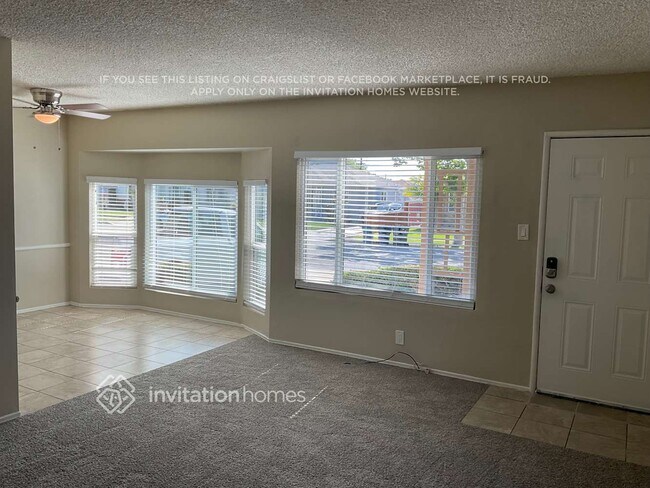 Foto del edificio - 13906 S Tajauta Ave