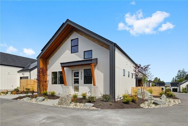 Building Photo - 3906 Crosswinds Ct