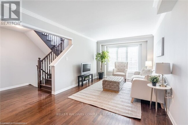 Building Photo - 69 Hepworth Cres