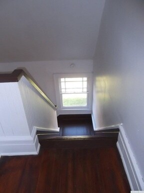 Building Photo - 24 Parkwood Blvd