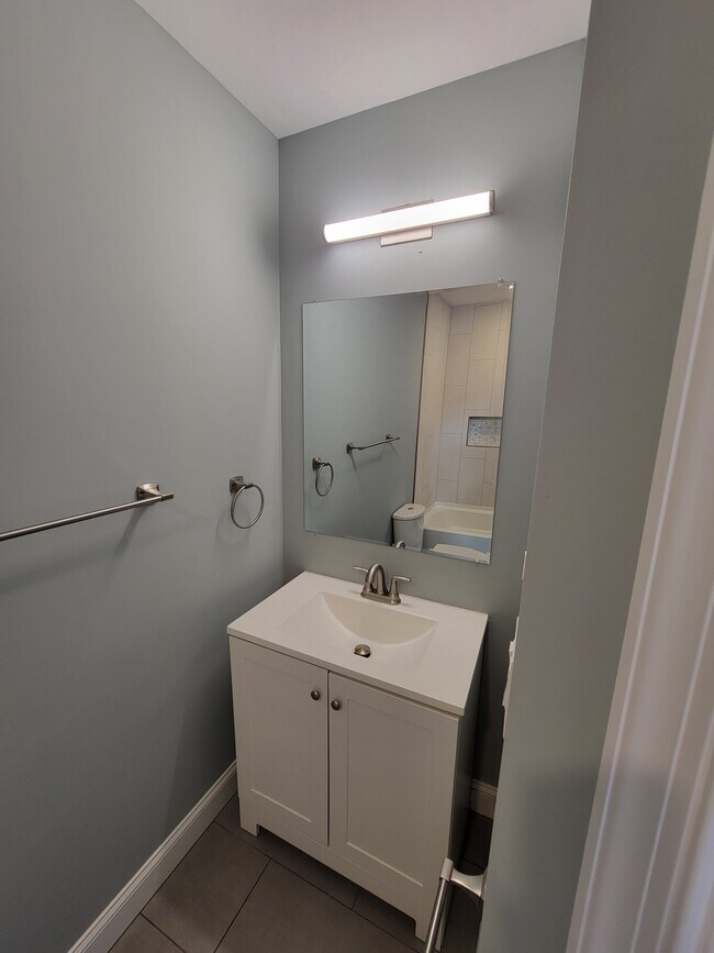 Foto del edificio - 2509 McHenry St