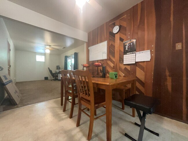 Foto del edificio - East Davis Home