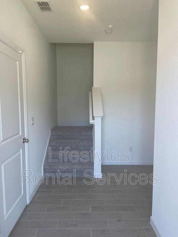 Foto del edificio - 22 Bramble Ct