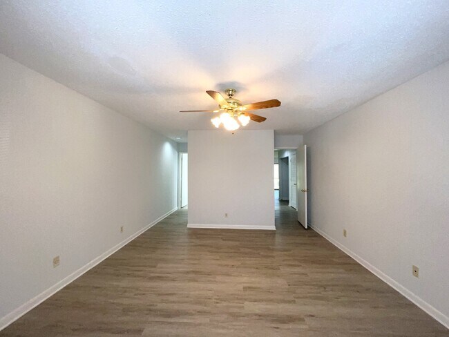 Segundo dormitorio - 2248 Runnymead Rdg SE