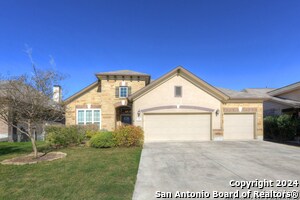Building Photo - 511 Pecan Forest