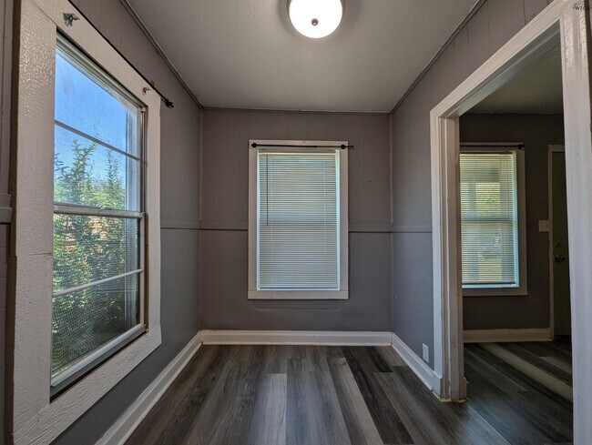 Foto del edificio - 1011 16th St