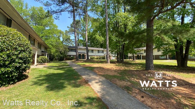 Building Photo - 373 Mooney Rd